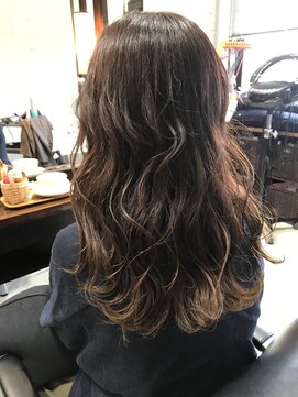 キャン 温品店(CAN) 【CAN】40代おすすめ 夏カラー×インナー