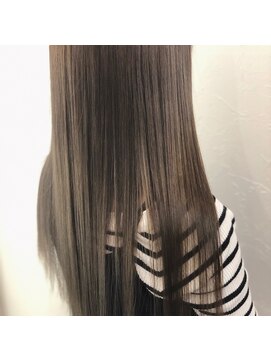 リズ オブ ヘアー(Lis of hair) 透け感アッシュ☆【大橋】＠lis_oohashi