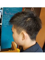 クラージュ 二十四軒店(HAIR SPACE COURAGE) 2ブロックベリーショート