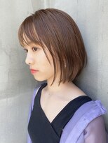 ローリー(Rowlly)&nbsp;- 乾かすだけでまとまるナチュラルなショートボブ - Side