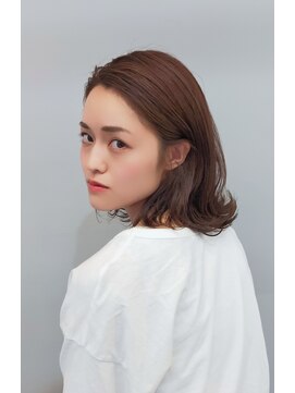 バッカ(BACCA) 30代、40代オススメ。外ハネミディアムスタイル(末松)