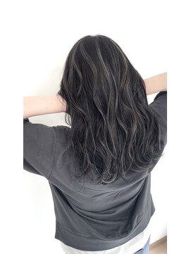 リッシュ(RISH) コントラストハイライト/ブリーチ/セミロング/ロング/30代/20代