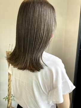 ムニ(MUNI) オリーブグレージュ！