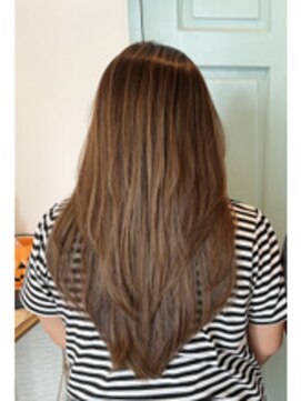 オッジ ヘアー 深谷店(Oggi Hair) たっぷりレイヤーロング