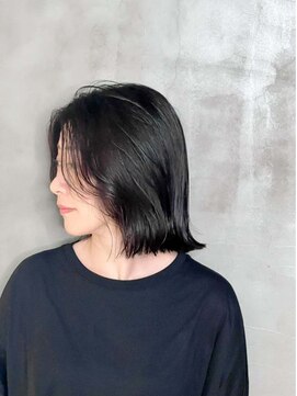 カーペディエム(Carpe Diem) 大人女子の切りっぱなし外ハネボブ　長堀橋×谷町六丁目