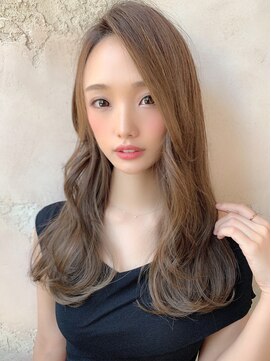 ロンド アンブル 四条烏丸(Lond ambre) 透けるようなツヤ髪が素敵なハイトーンベージュで今っぽく