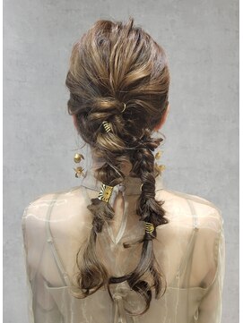 リップル(Ripple) 【海浜幕張 Ripple】ミニカフを使ったツインアレンジ