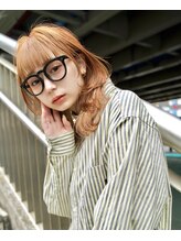 リラス 博多(rilas) ミディアムウルフ　ウルフカット　レイヤーカット　y2k