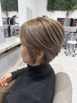 アース 四街道もねの里モール店(EARTH coiffure beaute)&nbsp;ショート×ハイライト