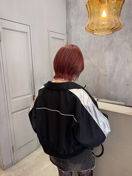 アソビ(Asobi) 【ブリーチ1回】チェリーレッド×TWICEモモレイヤーボブ