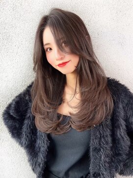 ボンドストーリー(Bond Story) ハイレイヤー/レイヤーカット/韓国ヘア/グレージュ