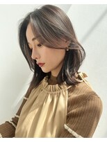 ブルックス&nbsp;レイヤーボブ　シークレットハイライト　グレージュ