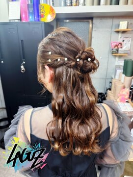 ラグズ 茅ヶ崎(LAGUZ) 【ヘアセット】 パールツイスト・ハーフシニヨン