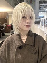 ノラ ギンザ(NORA GINZA)&nbsp;【池崎】冬に映える！ハイトーンブロンド×ナチュラルレイヤー