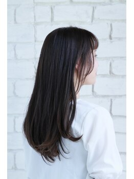 ヘアーアンドアイラッシュ ココアンジェ 福津店(CocoAnge)の写真/【イオンモール福津から徒歩1分】口コミ多数◎白髪が気になってきた方や、ファーストグレイにもおすすめ◇