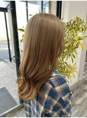 明るめ honey beige ブリーチカラー