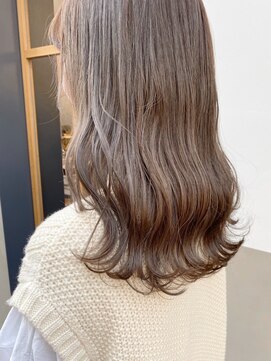 ステイシーオギクボ(stay she ogikubo) 透明感アッシュベージュ