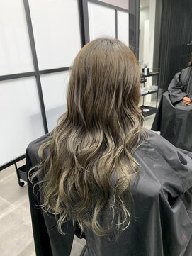 バダス(Badass) グラデーションカラー、シルバーグラデーション