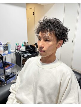 メンズ ヘアープロデュース フェード(Men’s hair produce FADE) ツーブロパーマ