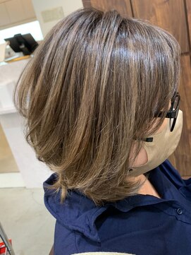 オンカラー(ON.COLOR) 大人ハイライトグレージュボブ40代50代