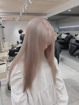 サイ アオヤマ(sai AOYAMA) ホワイトベージュ