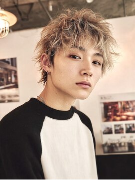 リベルテ 渋谷(Liberte) 【渋谷/桜ヶ丘町/メンズ/ブリーチ/眉毛/メンズカット/パーマ】