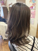 ヴィレッジ(Village) 最新の白髪ぼかし