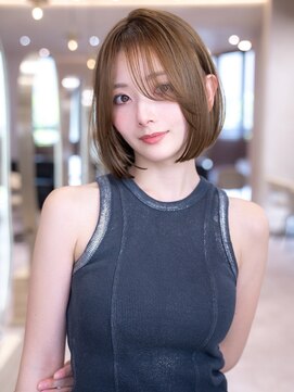 イオ 本厚木(io) 20代30代大人ガーリーレイヤーボブ/顔周り似合わせカット