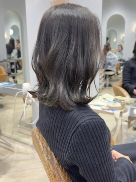 〈Tierra毛利仁美〉透明感のある暗髪