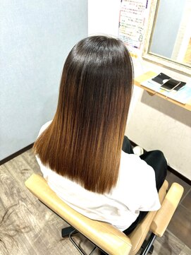 スカイ(SKY) 透明感カラー/髪質改善/縮毛矯正/韓国風レイヤーカット