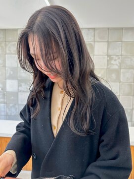 テトヘアー(teto hair) ミディアム レイヤー ブリーチ無し オリーブカラー