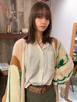 アルク(alku) 顔まわりレイヤー ボブ ミディアムヘア オリーブベージュ