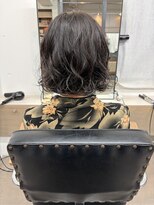 ユノ(juno)&nbsp;黒髪ボブパーマ　シオガマ