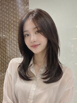 オアシスアヴェダ ザ・ペニンシュラ東京(OASIS AVEDA)&nbsp;大人セミロングレイヤー・オリーブグレージュ・艶髪・銀座日比谷