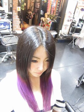 トリックストア(TRICK STORE) 黒から紫のグラデーション ヘアカラー
