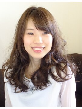 ミニスコ(Minisco) ふわふわパーマで愛され女子♪