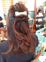 ロカット サロン(Roquat Salon)&nbsp;カジュアルにも可愛いハーフアップ[ヘアセット　立川/立川南口]