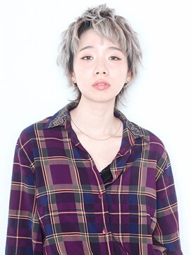 イリス(Iris.) プラチナアッシュショート★