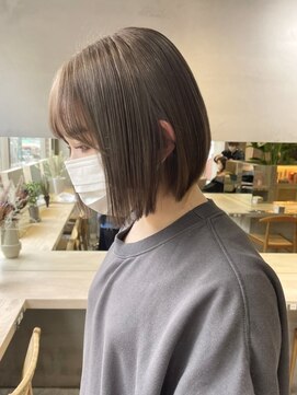 サンク 原宿 表参道(cinq) ミルクティーベージュナチュラルボブミニボブケアブリーチ20代