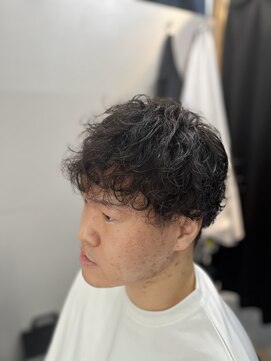 ハチマルハチ 新宿(808) 無造作パーマ^_^