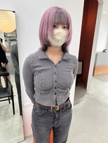 アム(am)&nbsp;ホワイトピンク　ボブウルフ