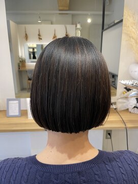 エム(emu) 髪質改善30代40代50代/似合わせ大人可愛い叶えます/ショートでも