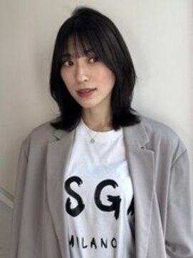 ログ キンシチョウ(L.O.G KINSHICHO) くびれミディアムレイヤー