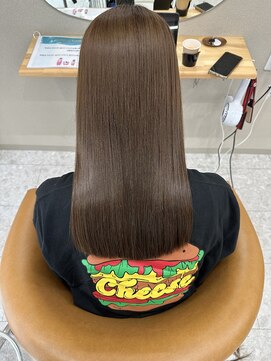 シカ 神戸三宮元町店(Cica) 神戸 三ノ宮 元町 髪質改善 透明感カラー