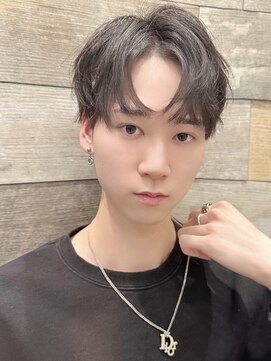 ラグーンアライブ(LAGOON ALIVE) メンズ/メンズカット/センターパート/グレージュ/アッシュ/盛岡