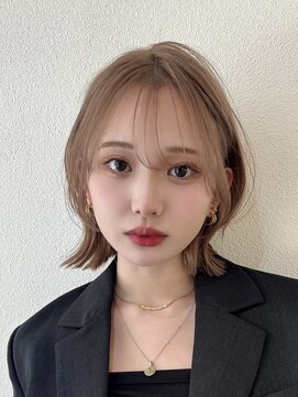 アンバー 池袋(amber) 耳掛けしてもかわいい♪外ハネくびれボブ