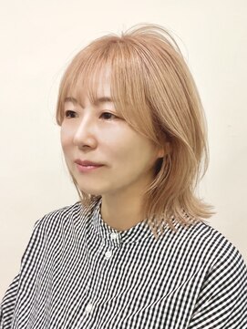 ビューエヒメ(VIEW EHIME) 小顔可愛いレイヤーカット×アッシュカラー10代20代30代