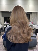 ロムーク 表参道(LOMKH)&nbsp;夏の小顔ロングレイヤーカット顔周りシールエクステダブルカラー