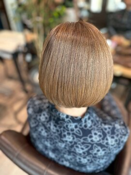 ラゾ 平塚(Lazo) ボブ/ヘーゼルベージュ/髪質改善カラー[平塚/平塚駅]