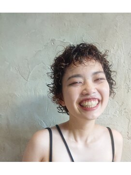 ザベース(the base) ショート×パーマ